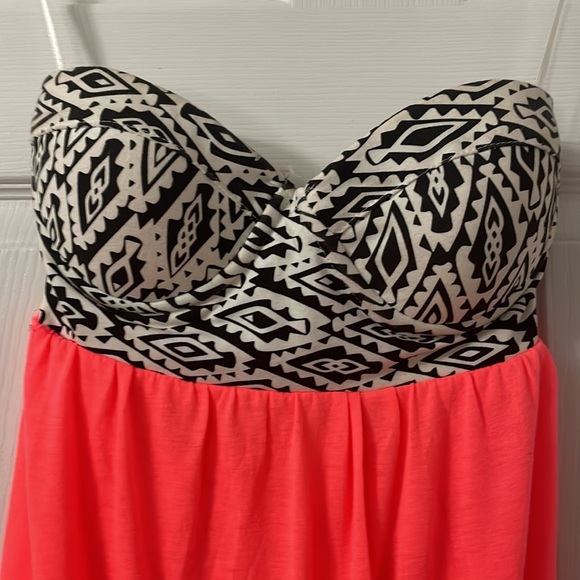 🎀2 for $15🎀 Aztec/Neon Strapless Dress - Picture 2 of 7